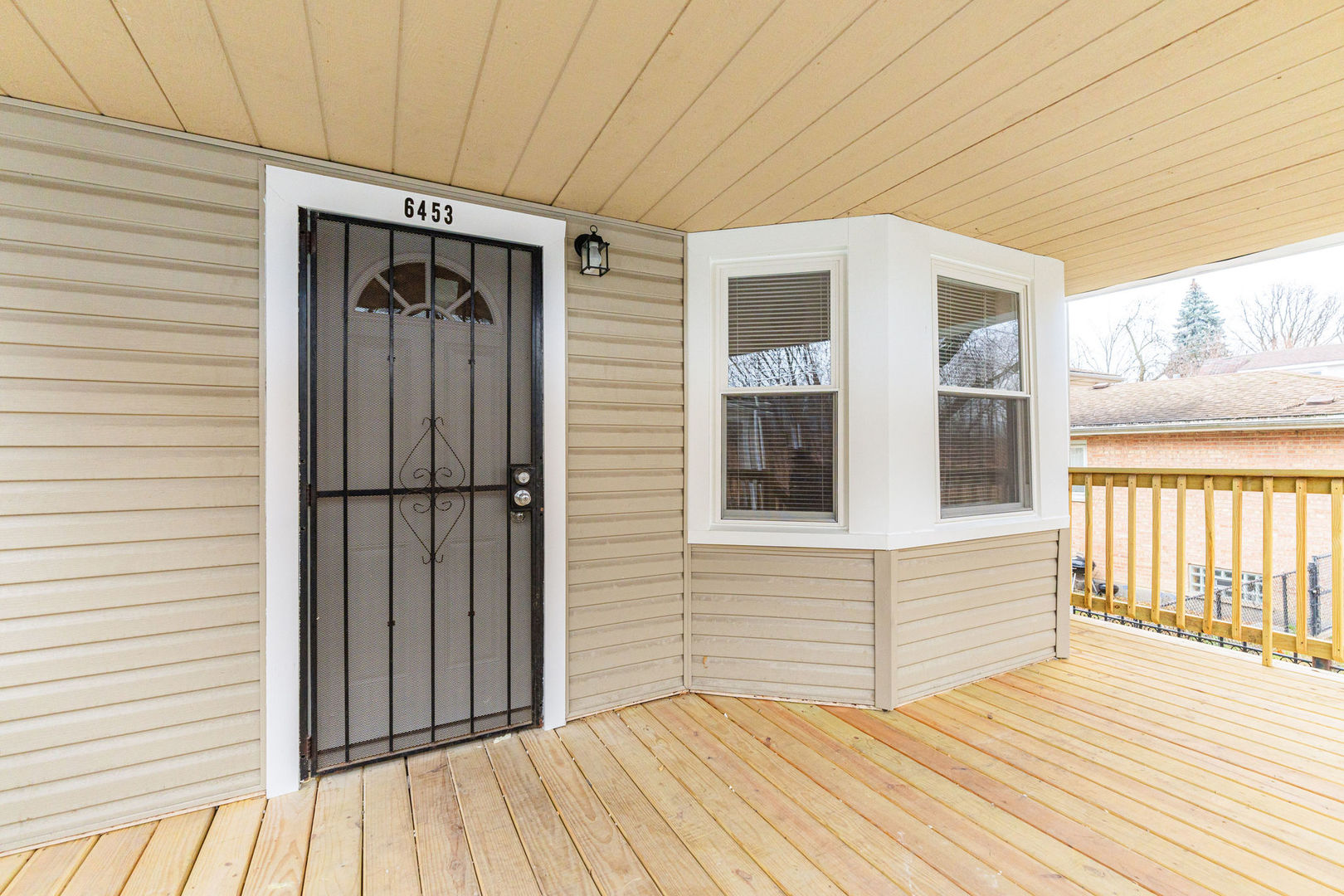 6453 S Hamilton Avenue