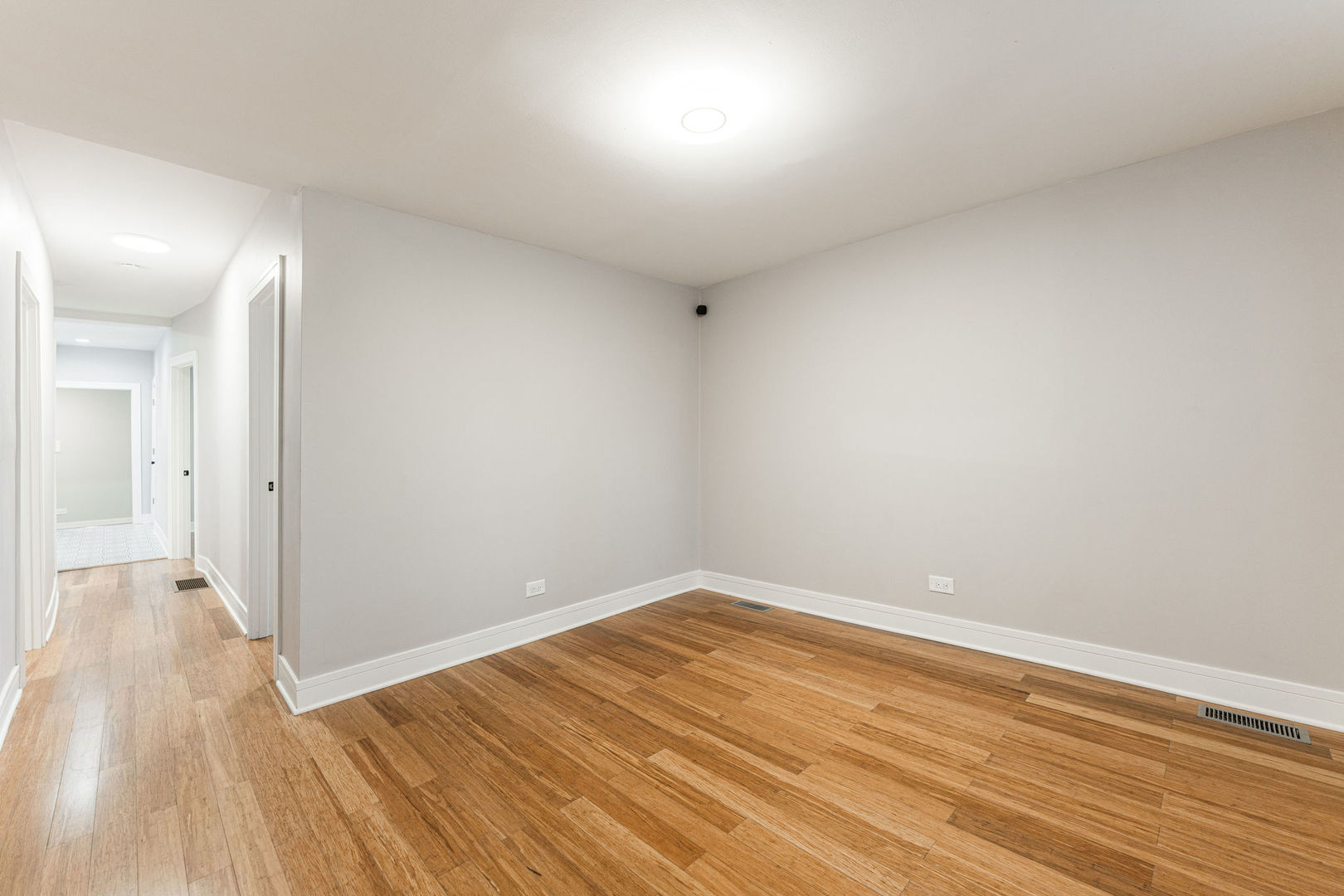 6453 S Hamilton Avenue