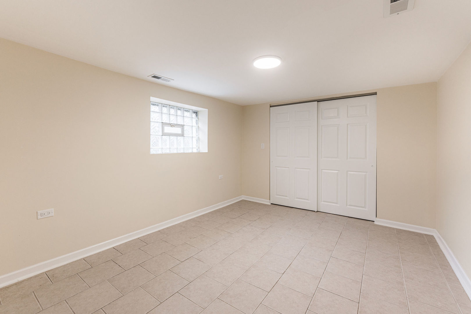 6453 S Hamilton Avenue