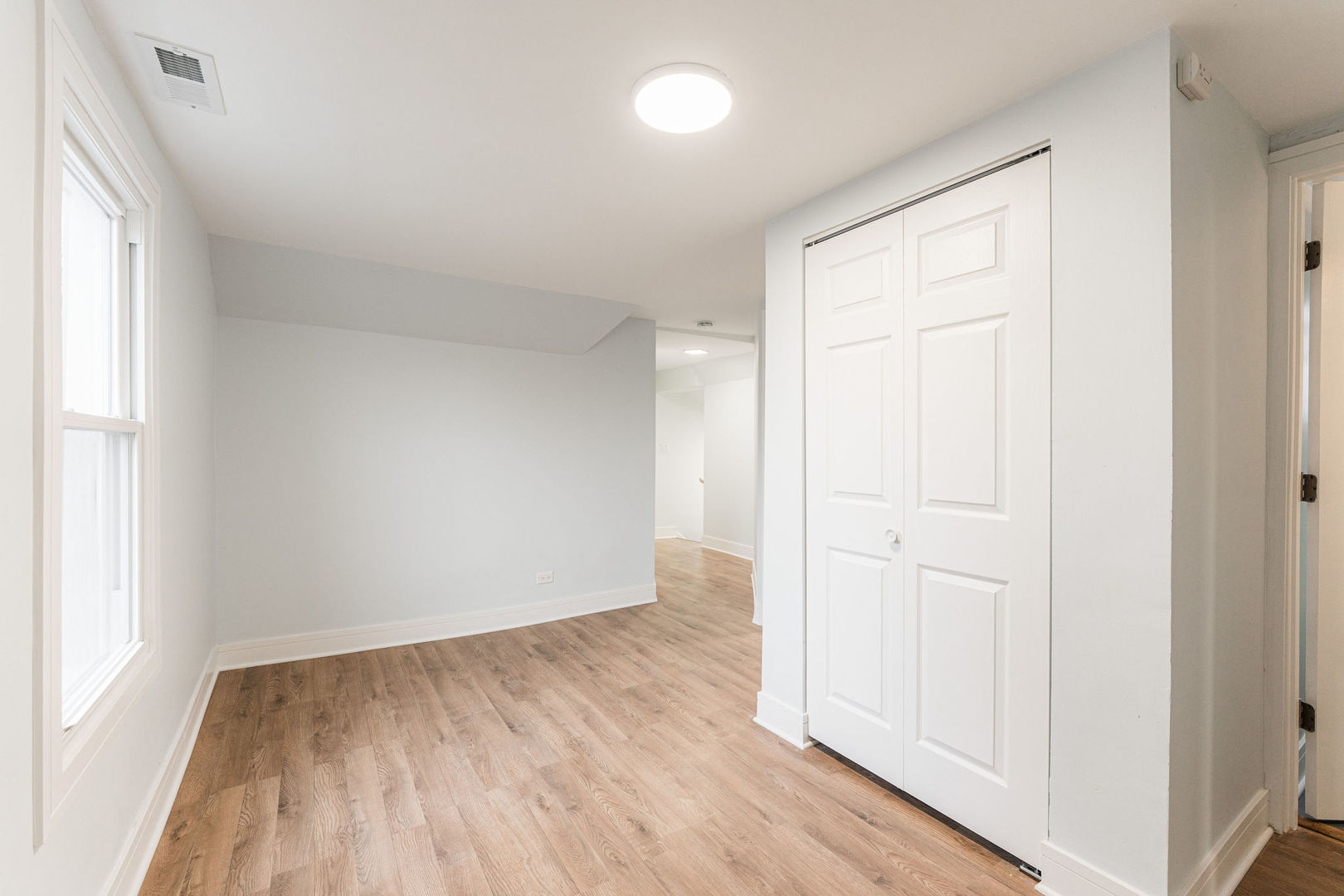 6453 S Hamilton Avenue