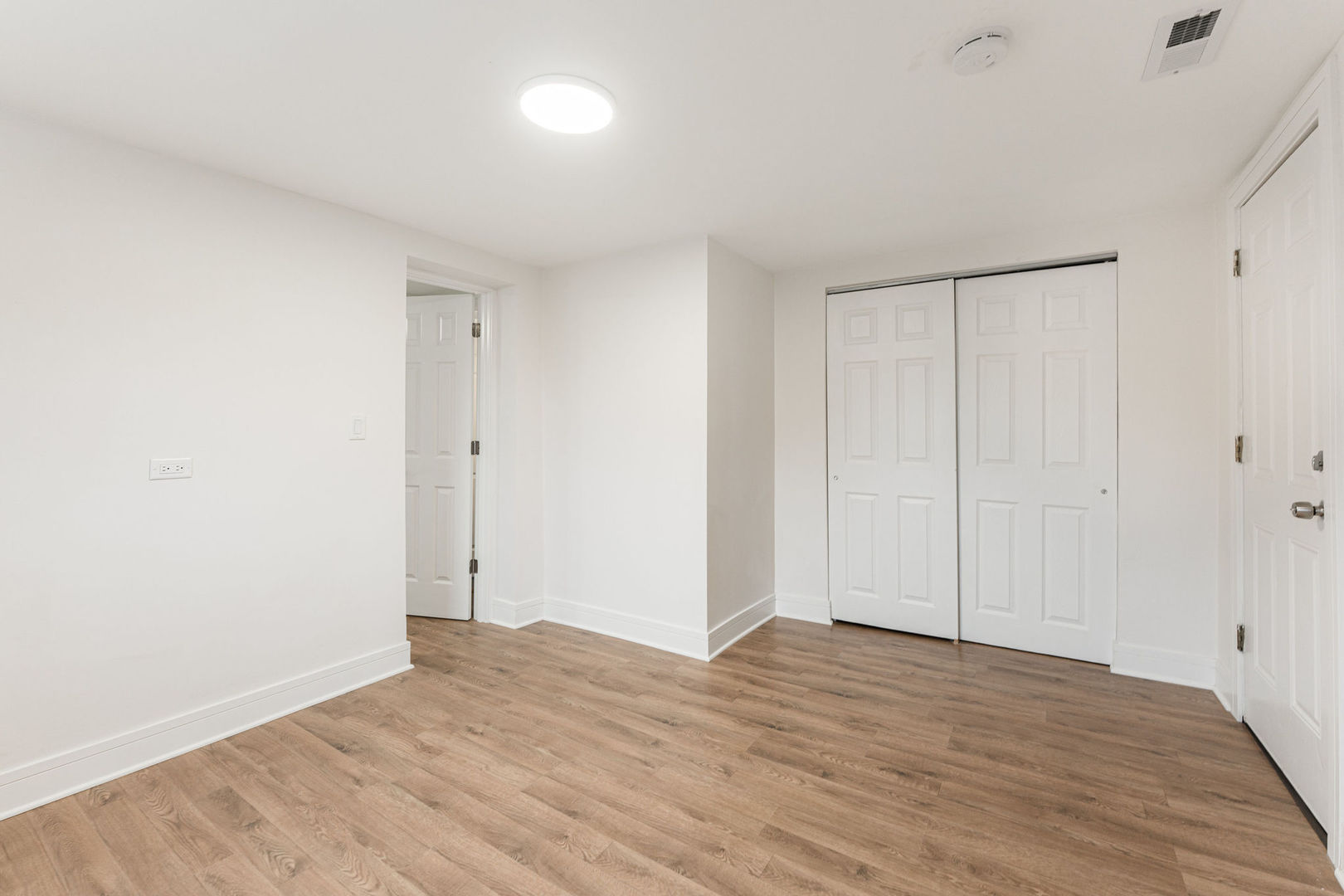 6453 S Hamilton Avenue