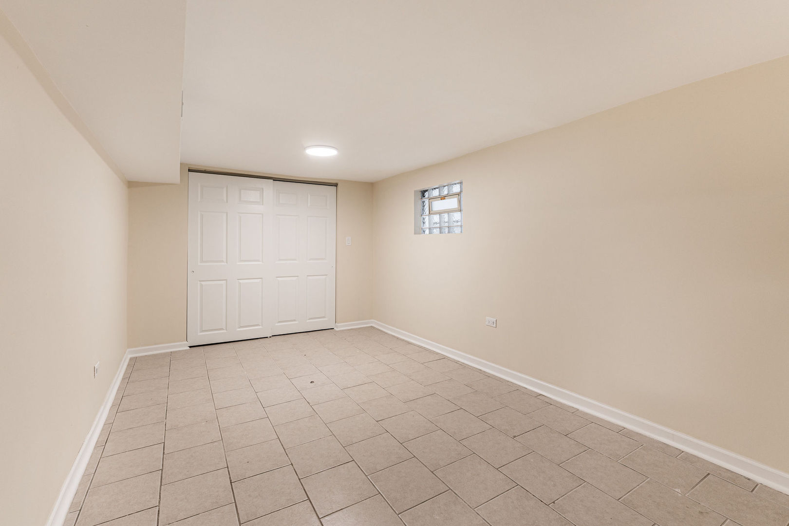 6453 S Hamilton Avenue