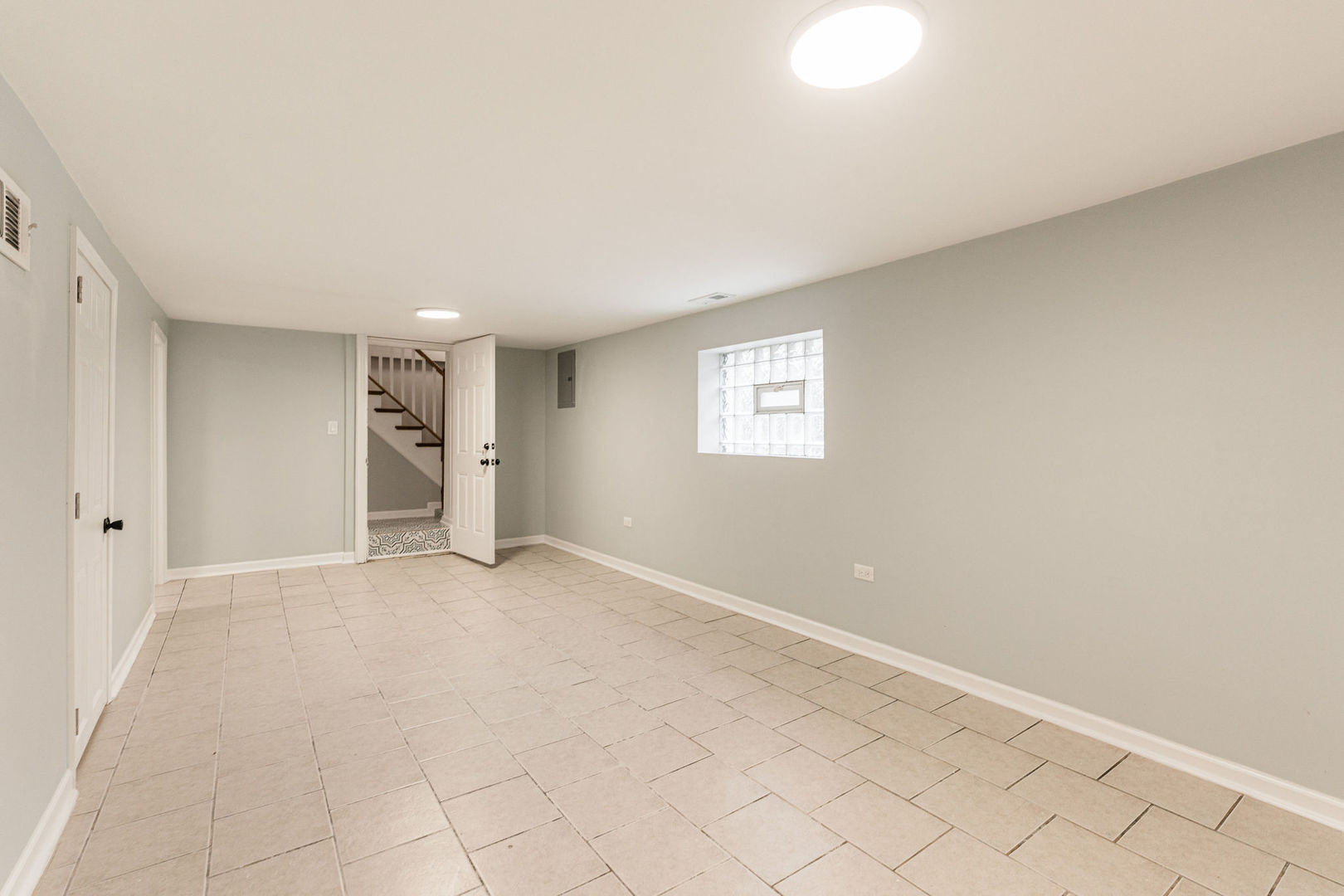 6453 S Hamilton Avenue