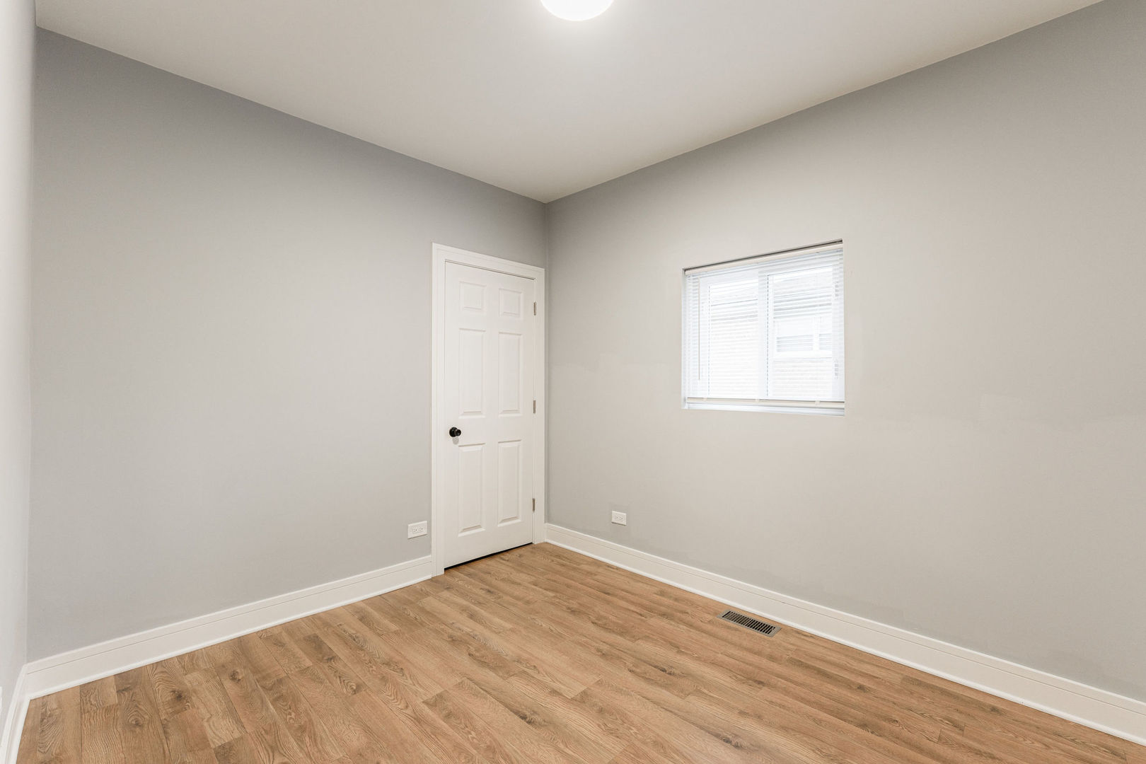 6453 S Hamilton Avenue