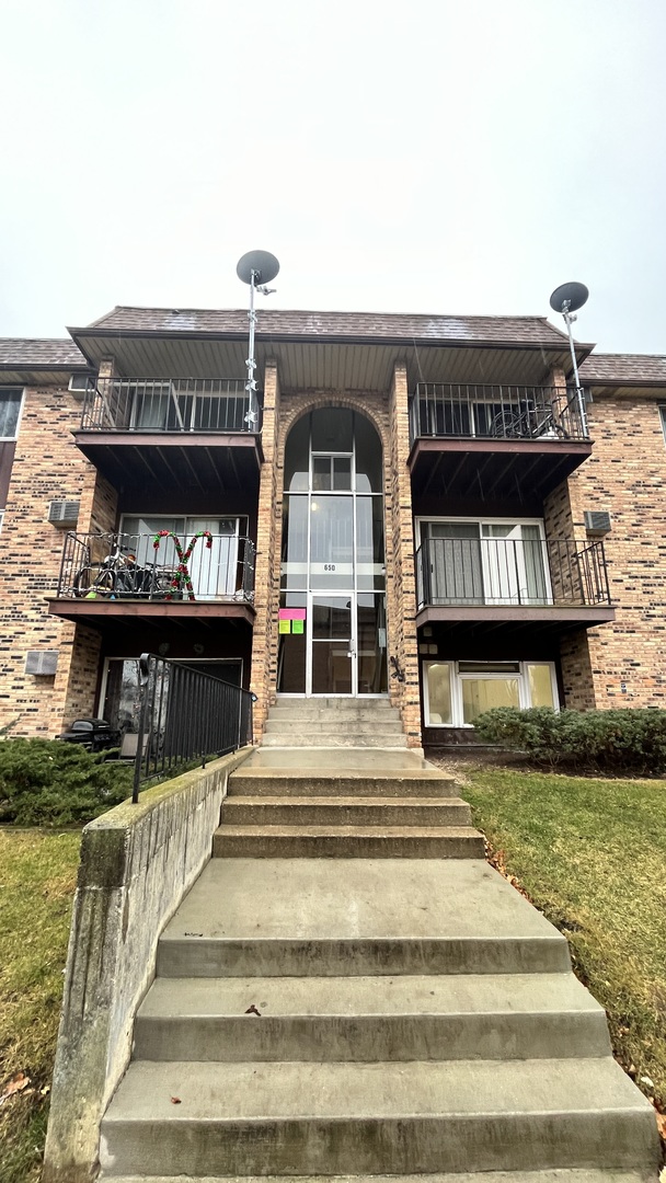 650 Hill Drive Unit: 5-202