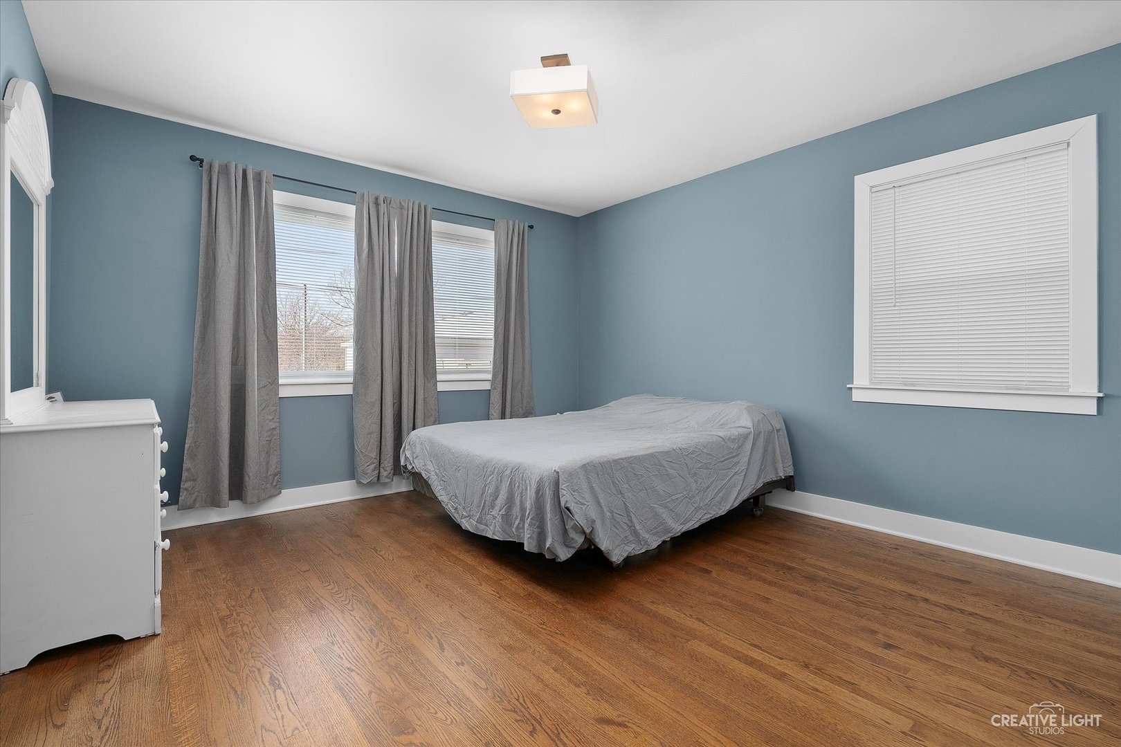 5940 N Virginia Avenue