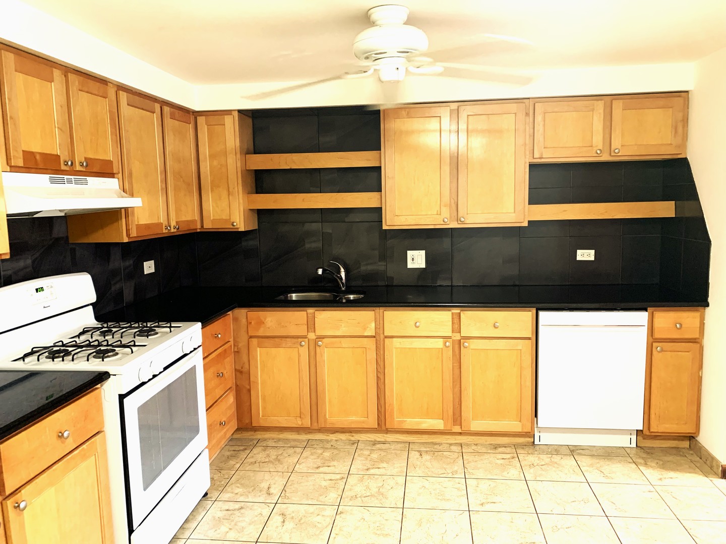 1211 Brown Street Unit: 2B