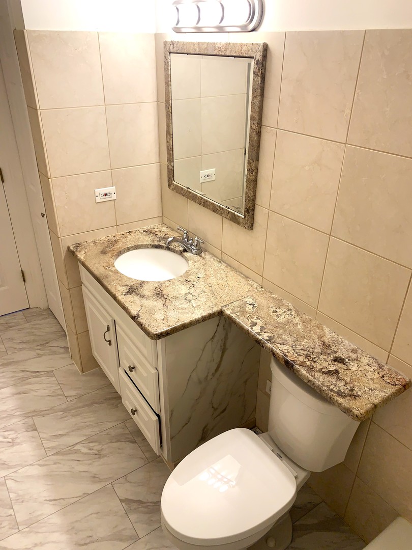 1211 Brown Street Unit: 2B