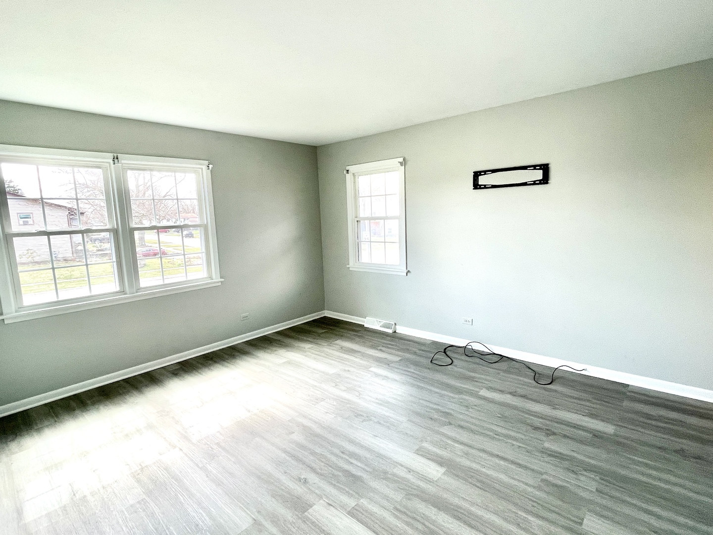 3130 Woodridge Drive