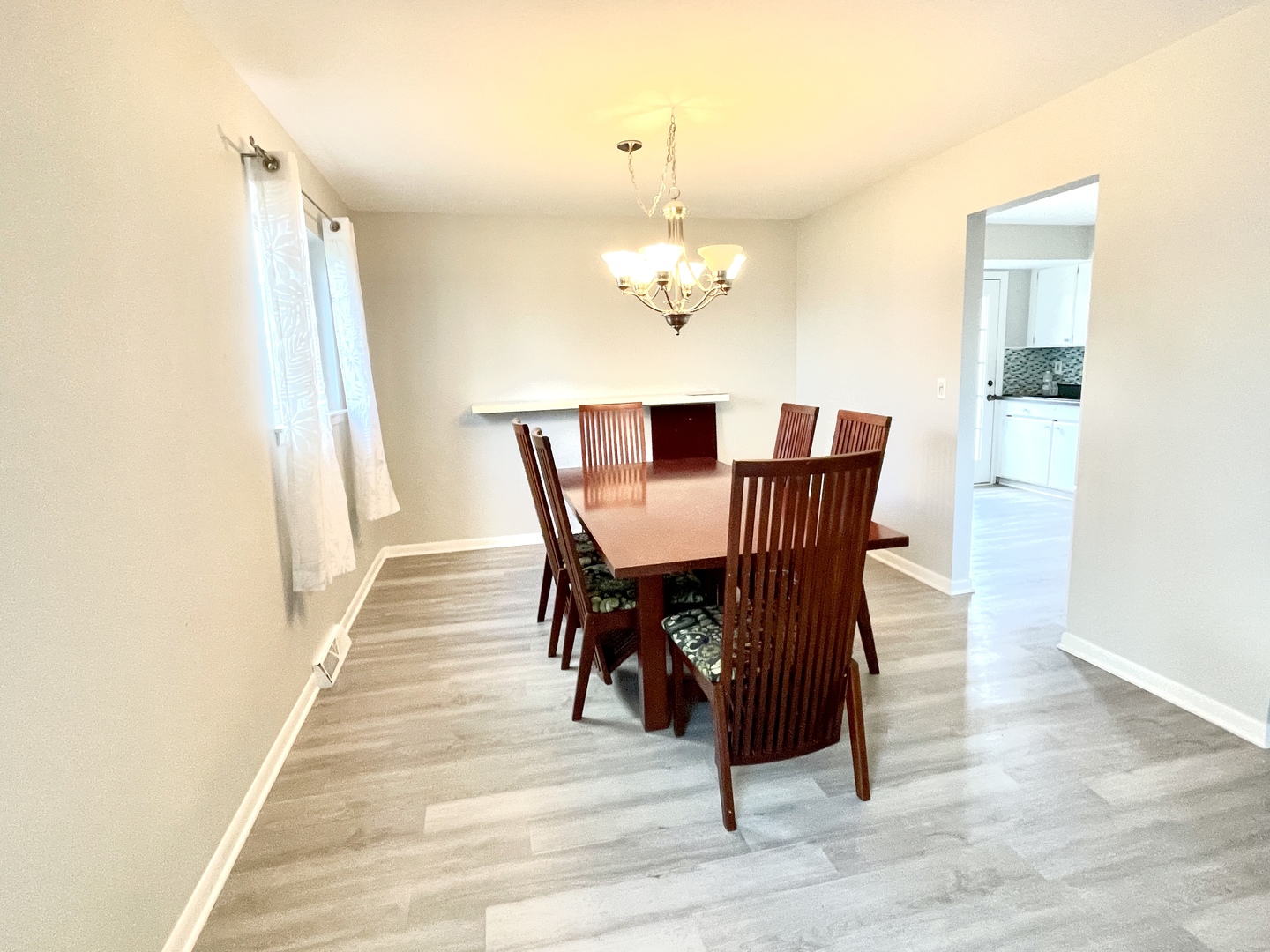 3130 Woodridge Drive