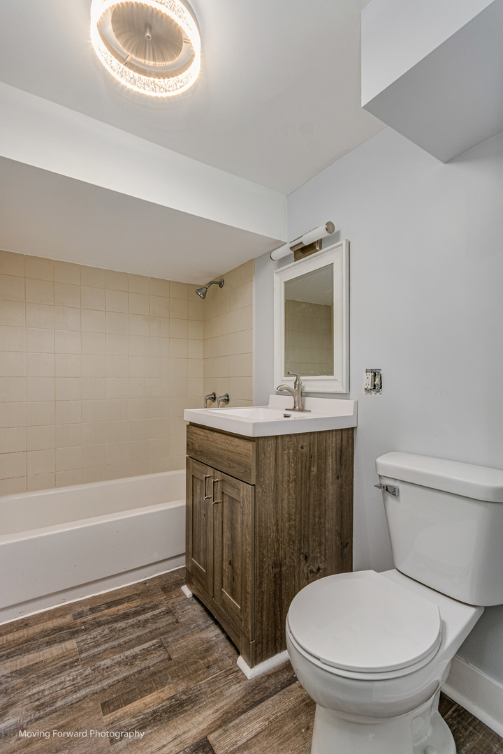 8900 S East End Avenue