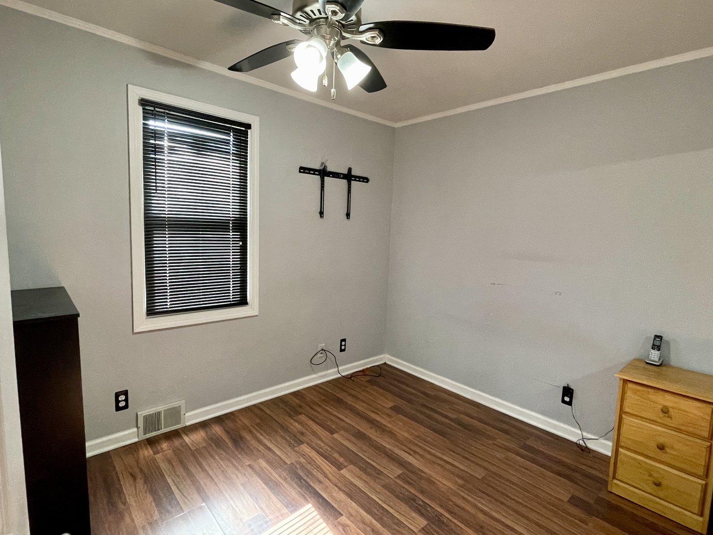 06N139 Hillside Drive