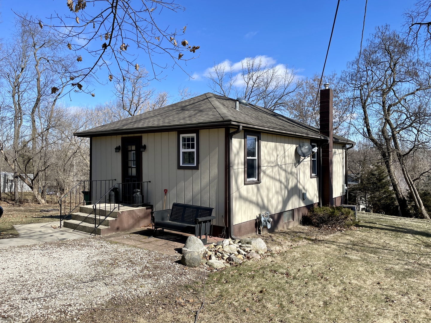 06N139 Hillside Drive