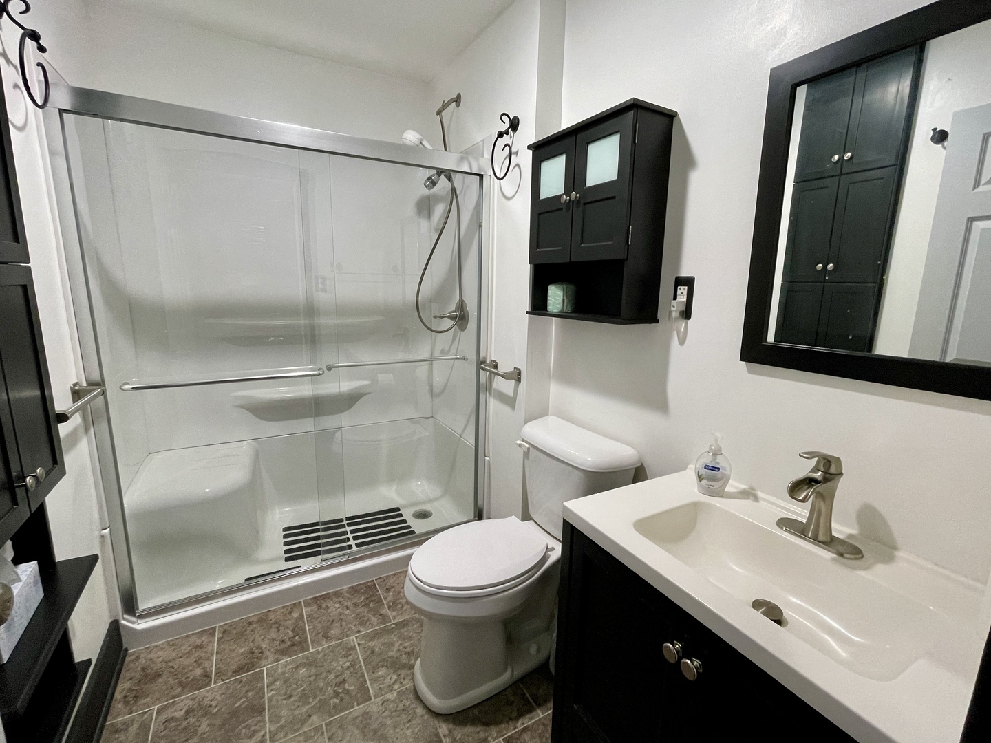 06N139 Hillside Drive