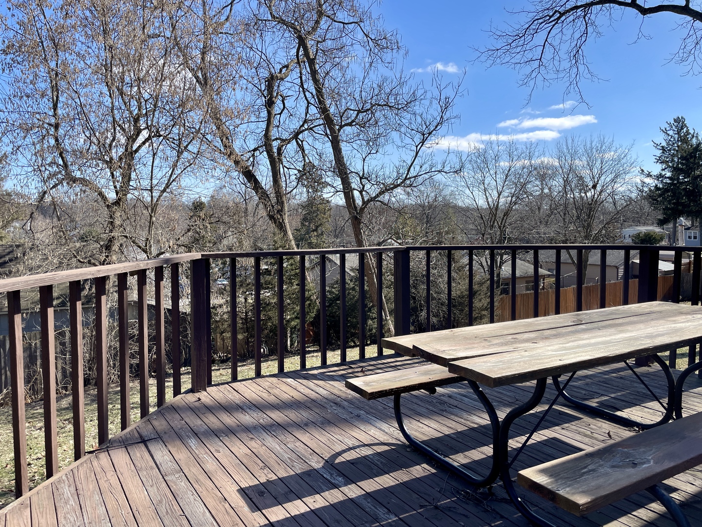 06N139 Hillside Drive