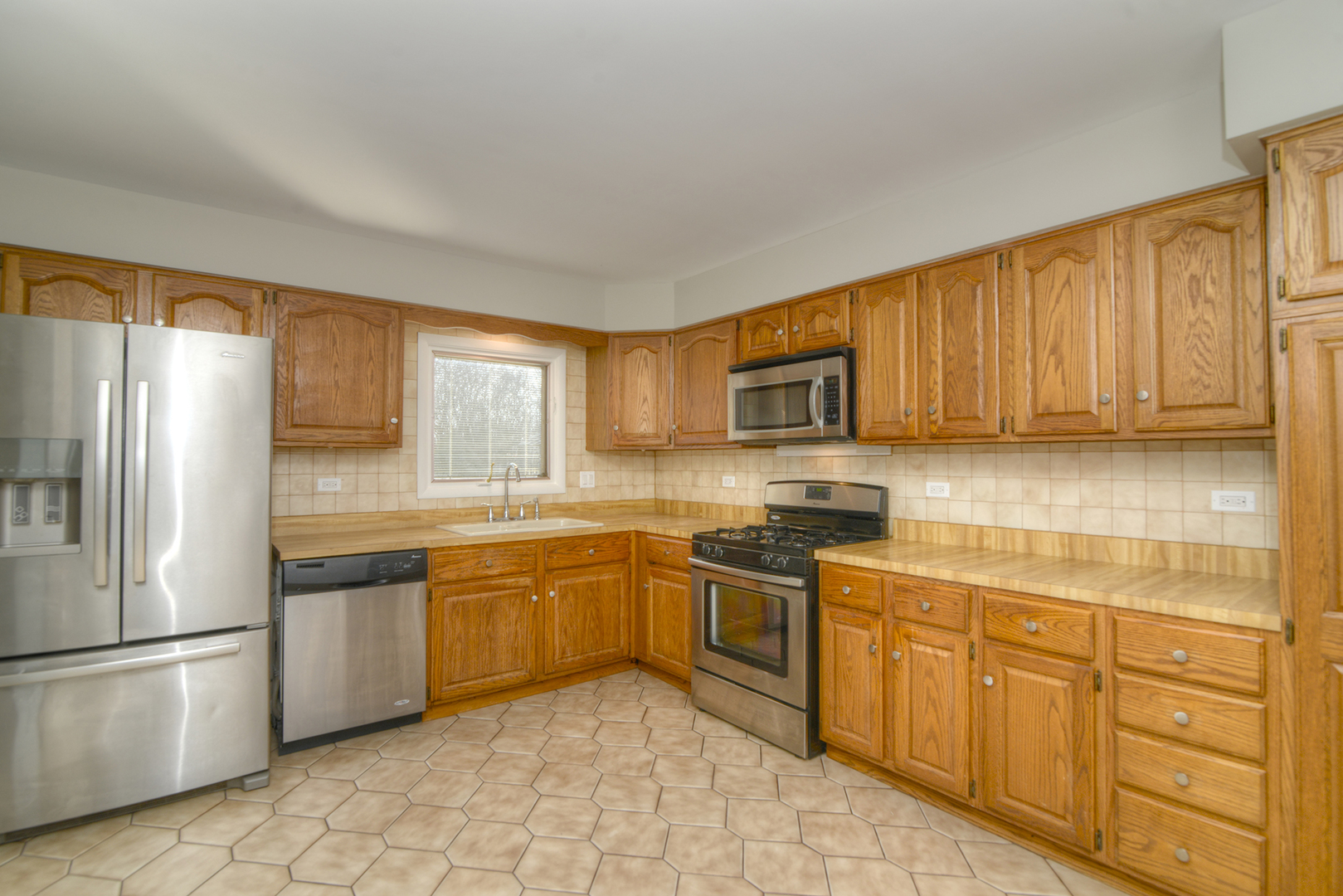 809 Brentwood Drive