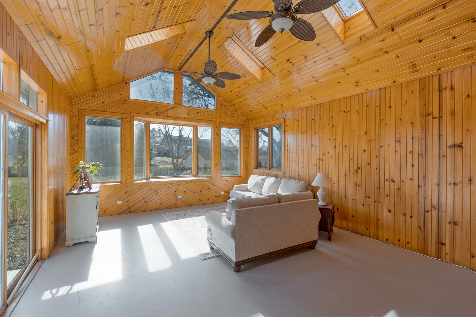 38W605 Sunvale Drive