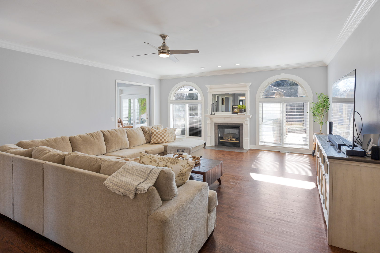 38W605 Sunvale Drive