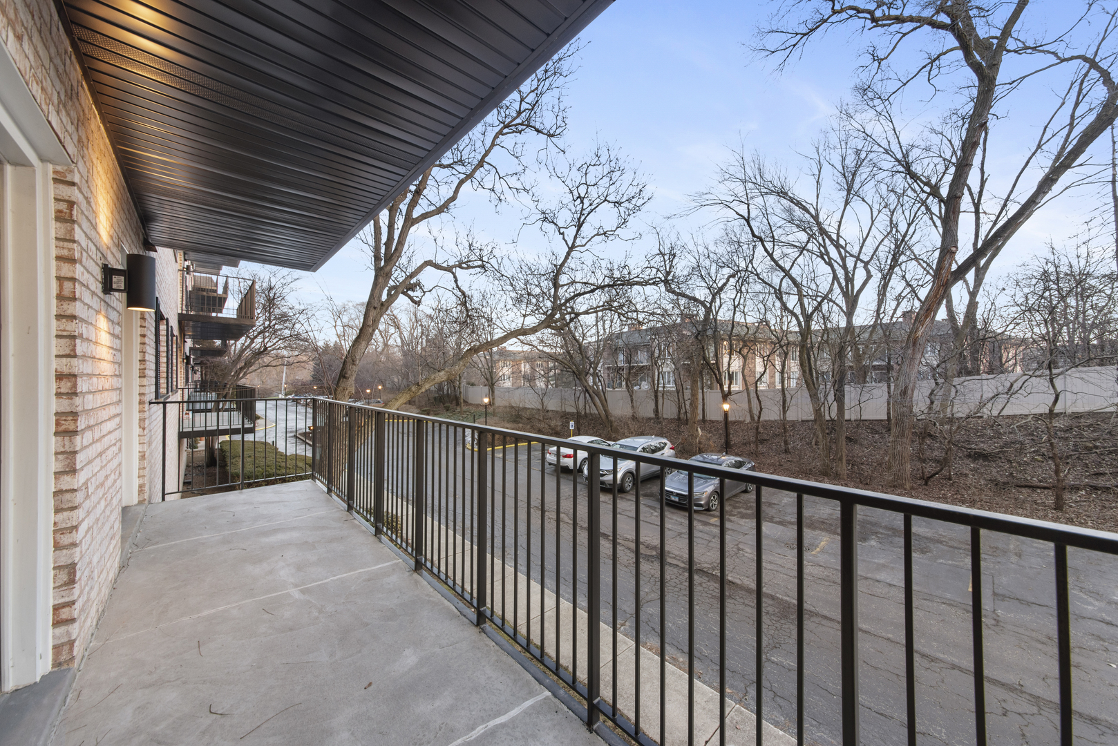 1S150 Spring Road Unit: 2E