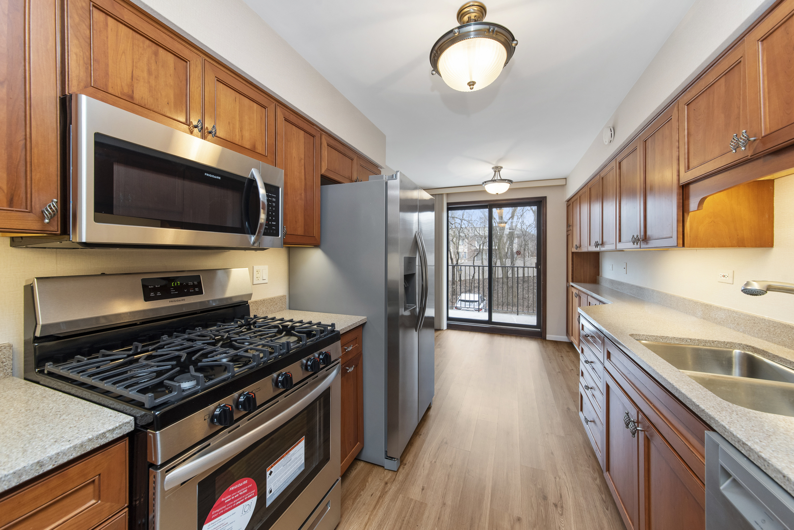 1S150 Spring Road Unit: 2E