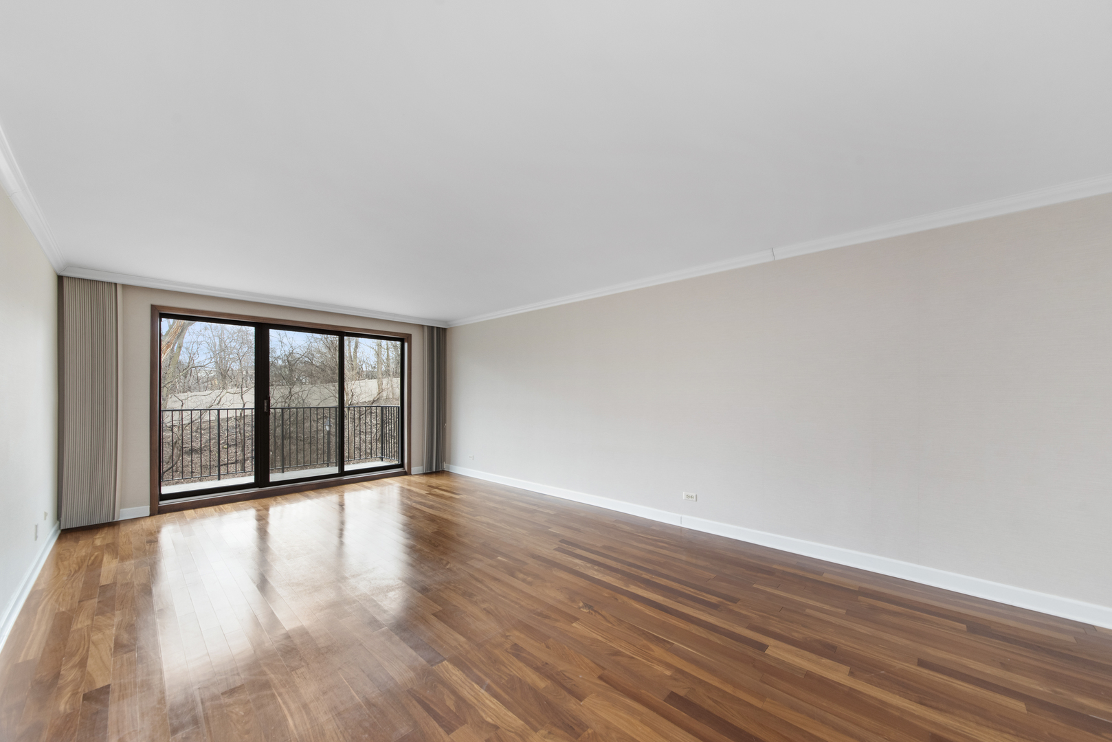 1S150 Spring Road Unit: 2E