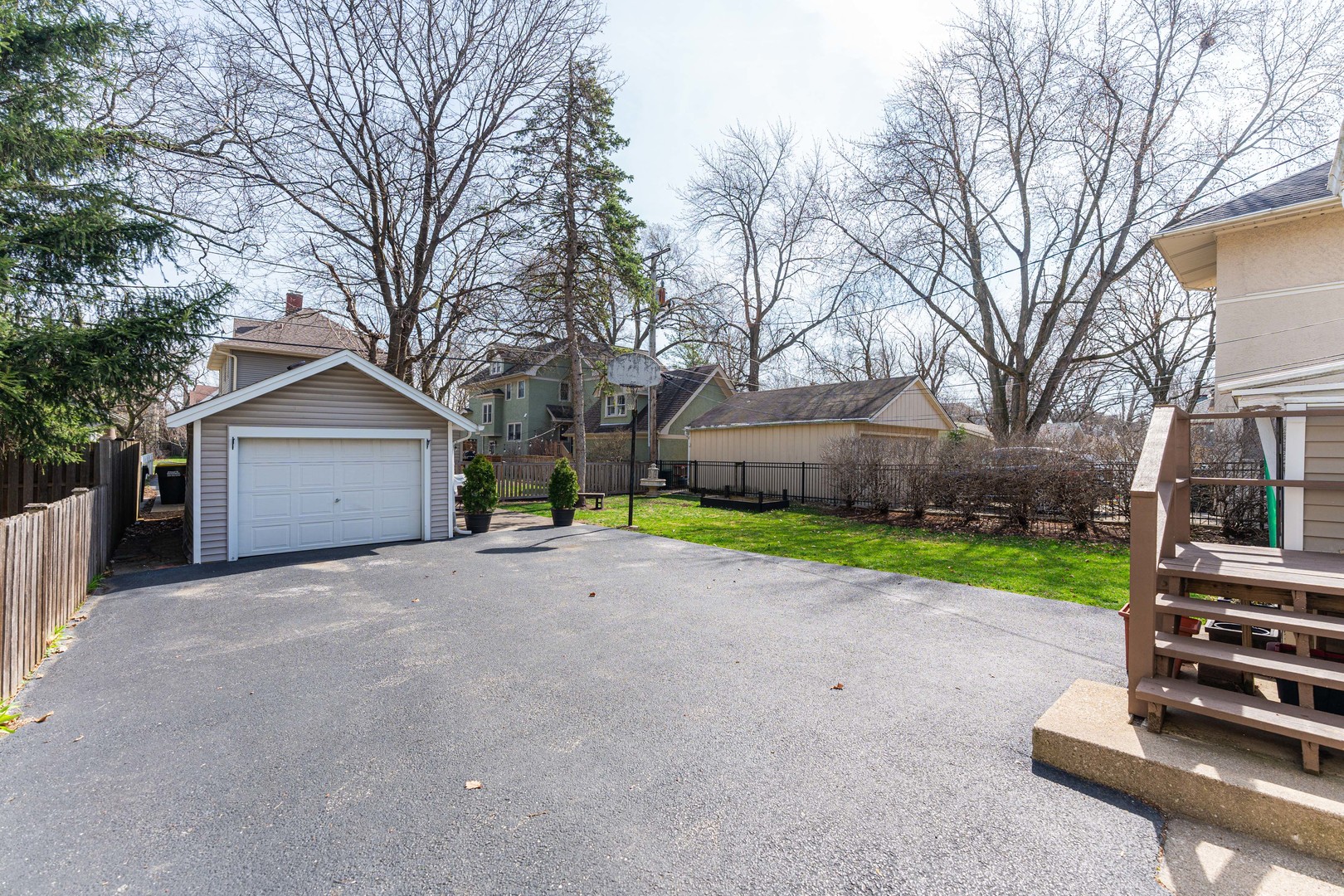 413 S Kensington Avenue