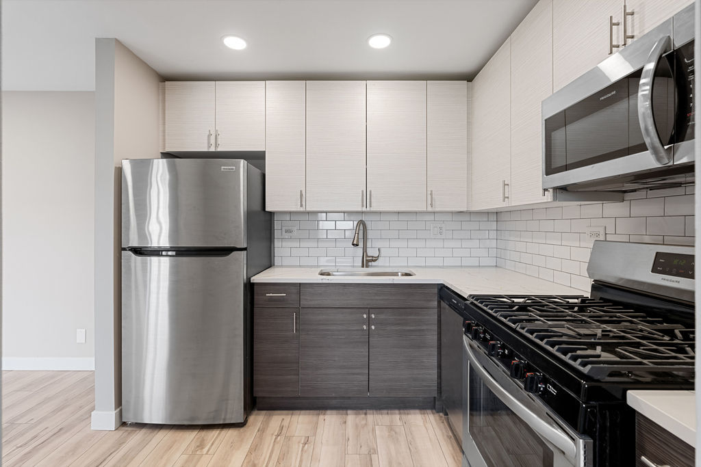 840 W College Boulevard Unit: 201