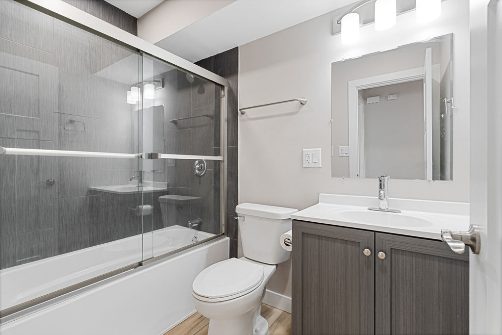 840 W College Boulevard Unit: 201