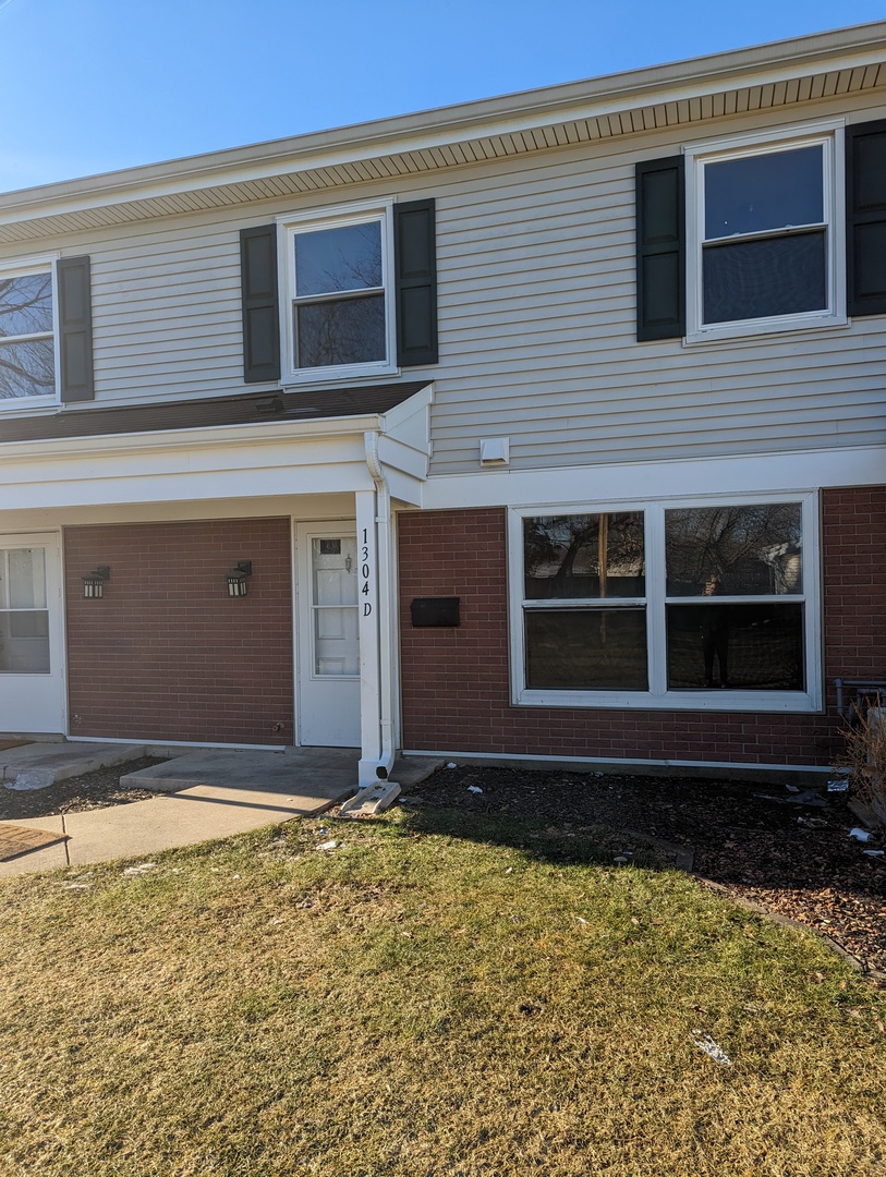 1304 Kingsbury Drive Unit: D