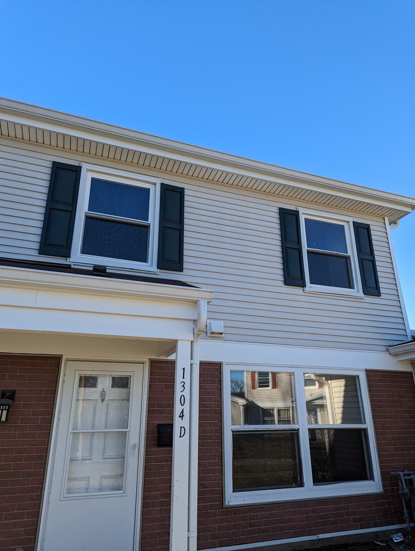 1304 Kingsbury Drive Unit: D