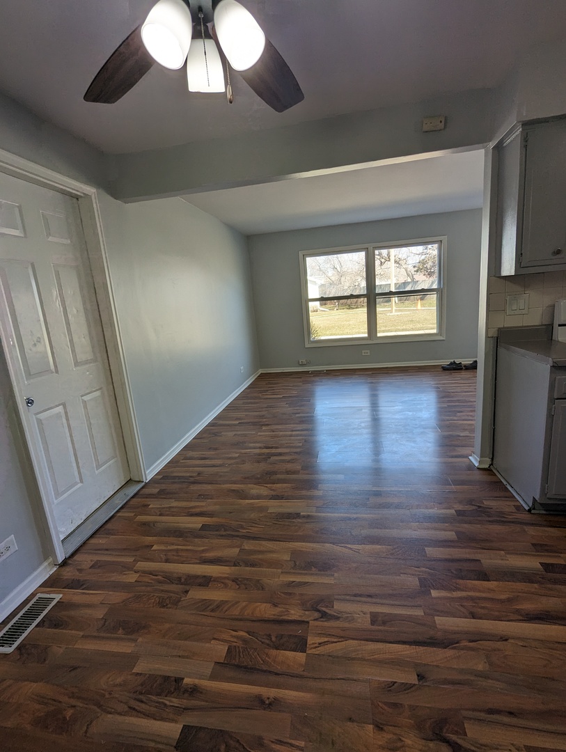 1304 Kingsbury Drive Unit: D