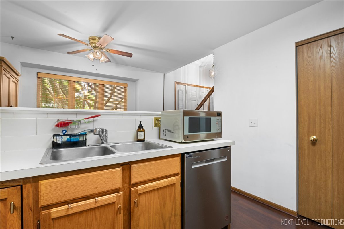 1212 Old Mill Lane Unit: 1212