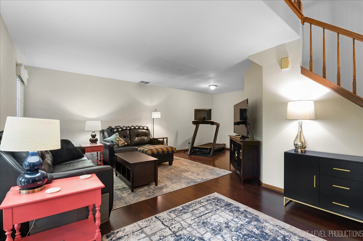 1212 Old Mill Lane Unit: 1212