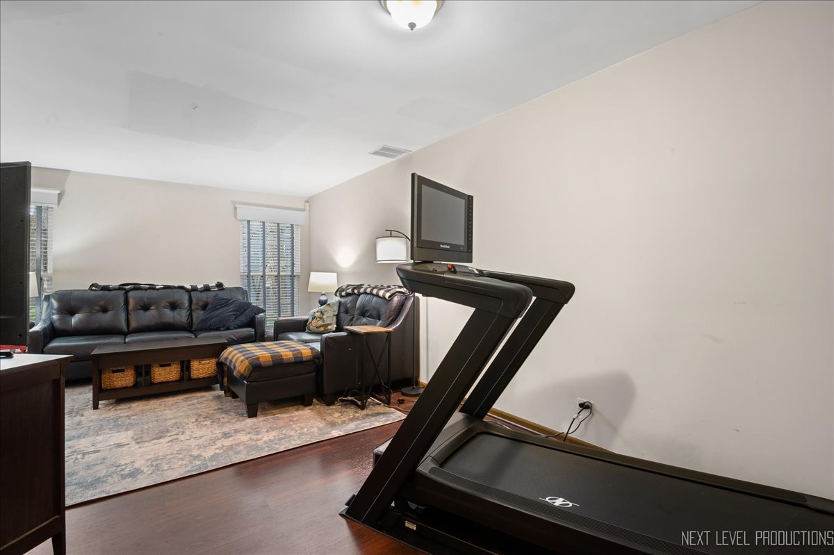 1212 Old Mill Lane Unit: 1212