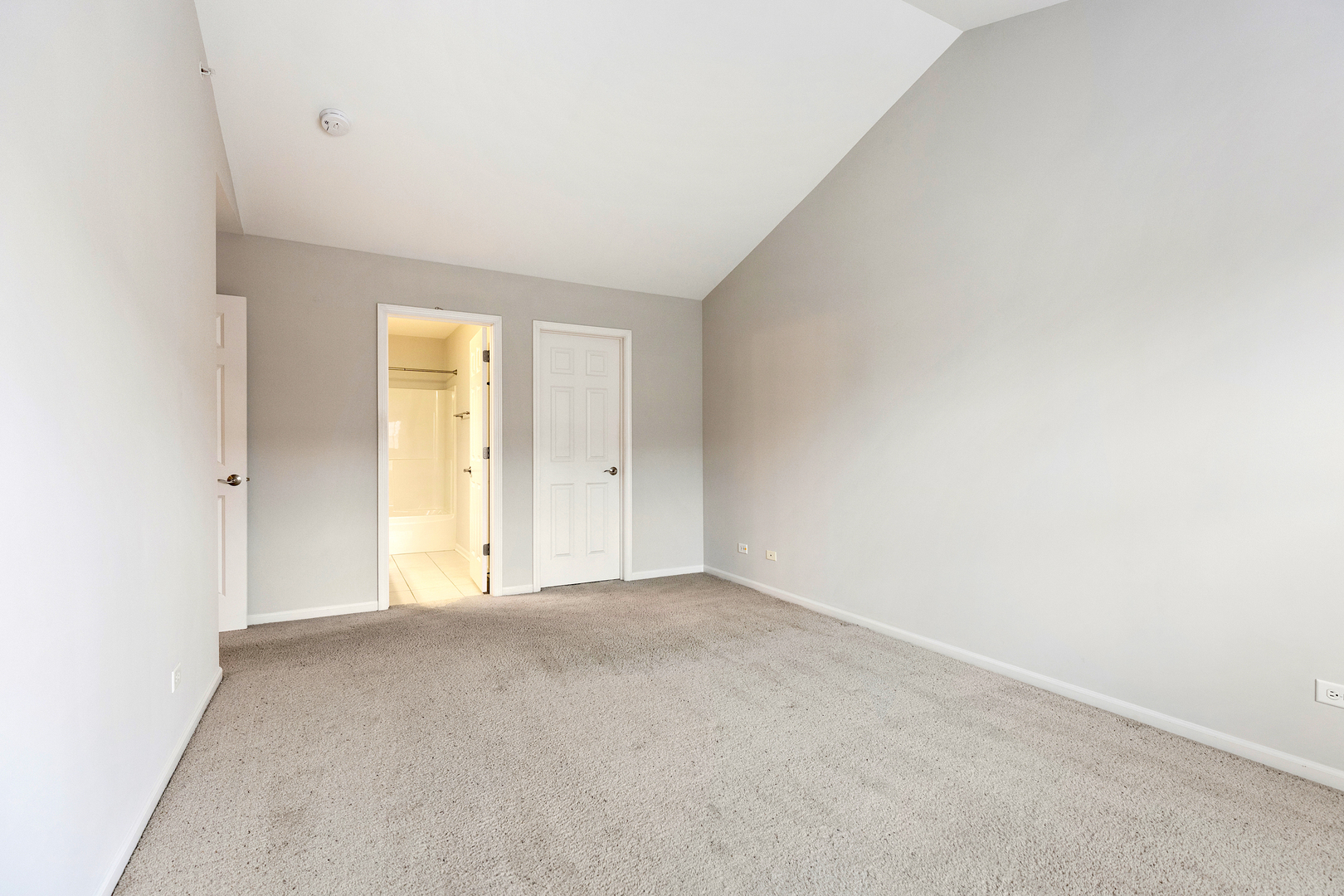 1038 SWIFT Road Unit: 2A