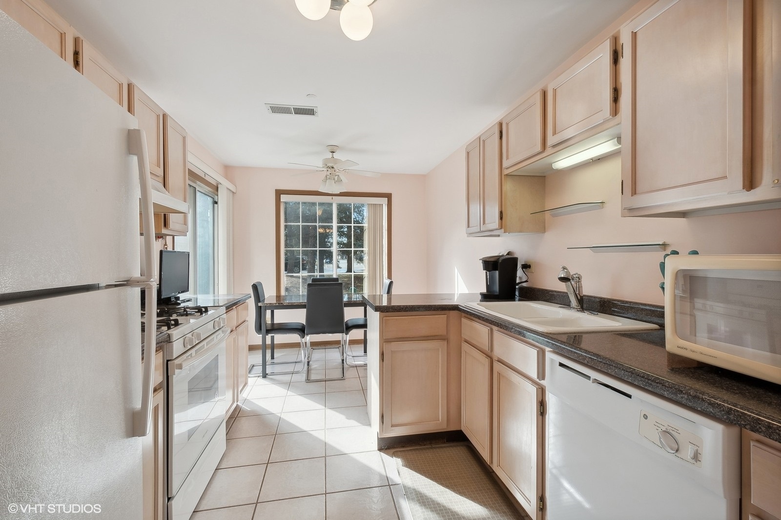 1603 W Hawkes Street Unit: 1