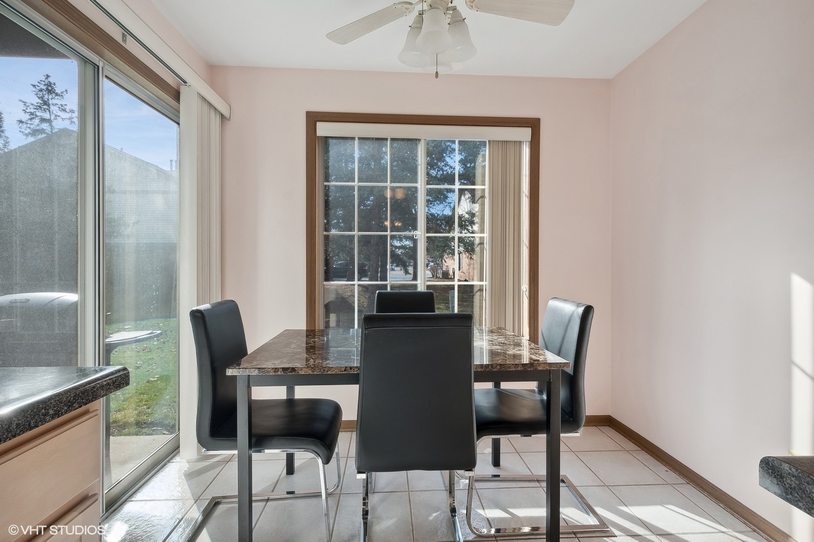 1603 W Hawkes Street Unit: 1