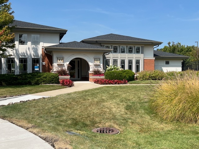 335 Thornwood Way Unit: D