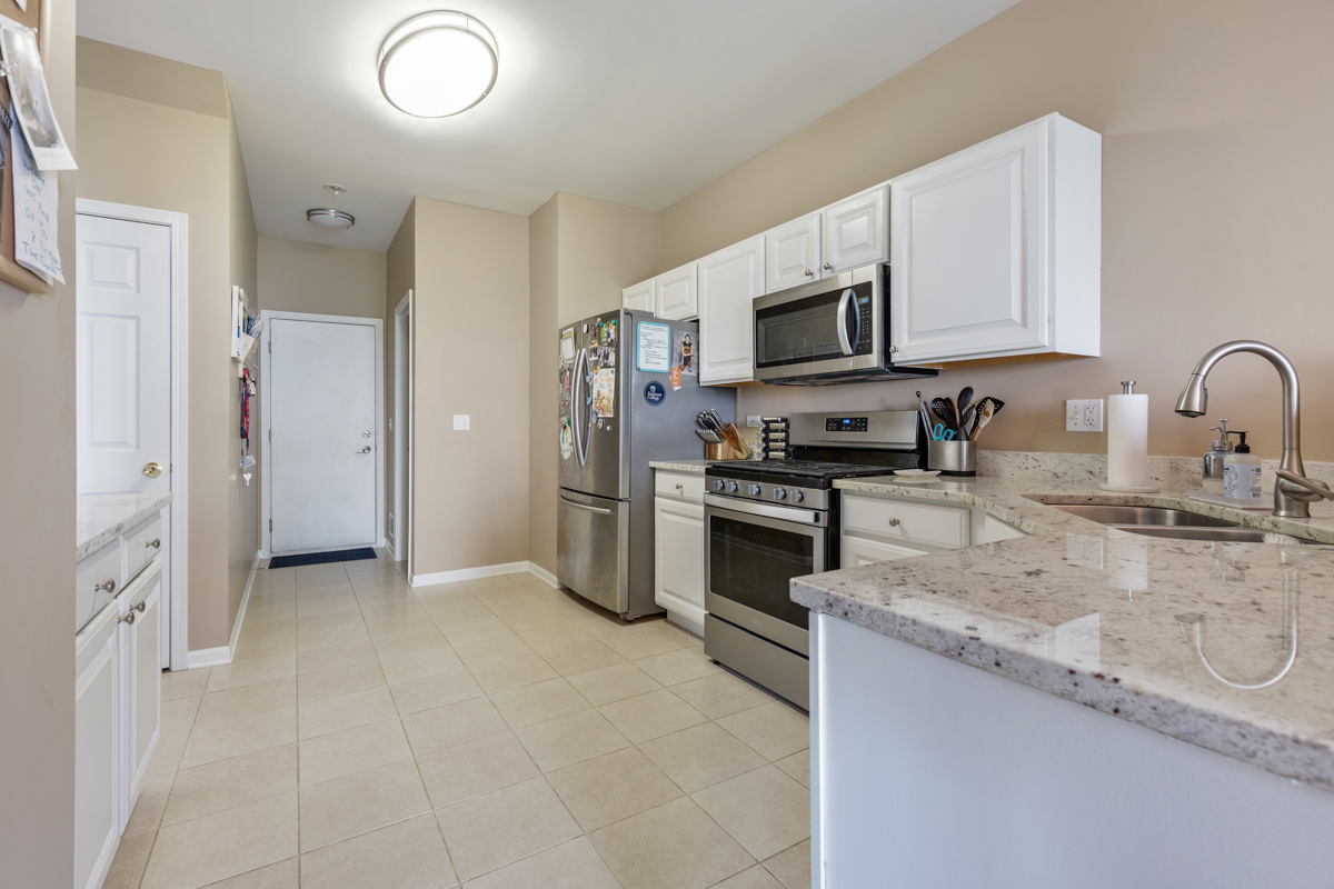 335 Thornwood Way Unit: D