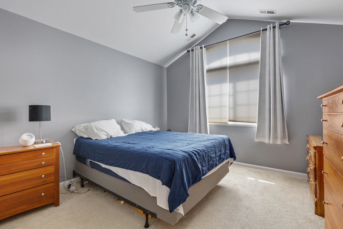 335 Thornwood Way Unit: D