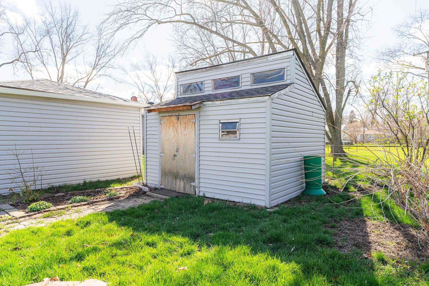 1624 Poplar Avenue