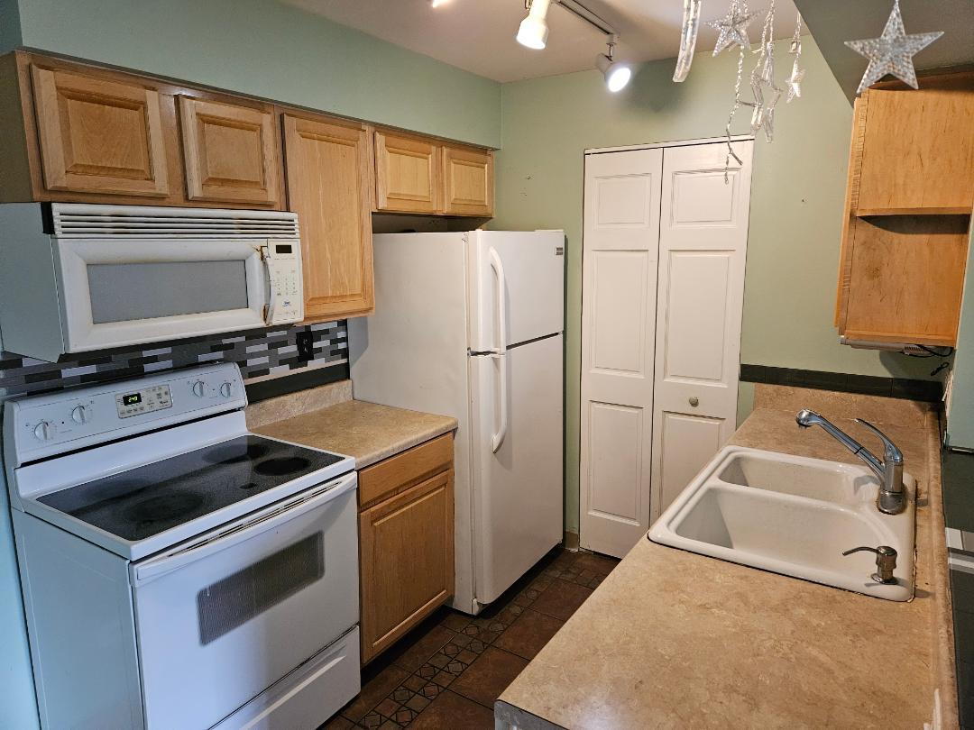 645 Virginia Road Unit: 323