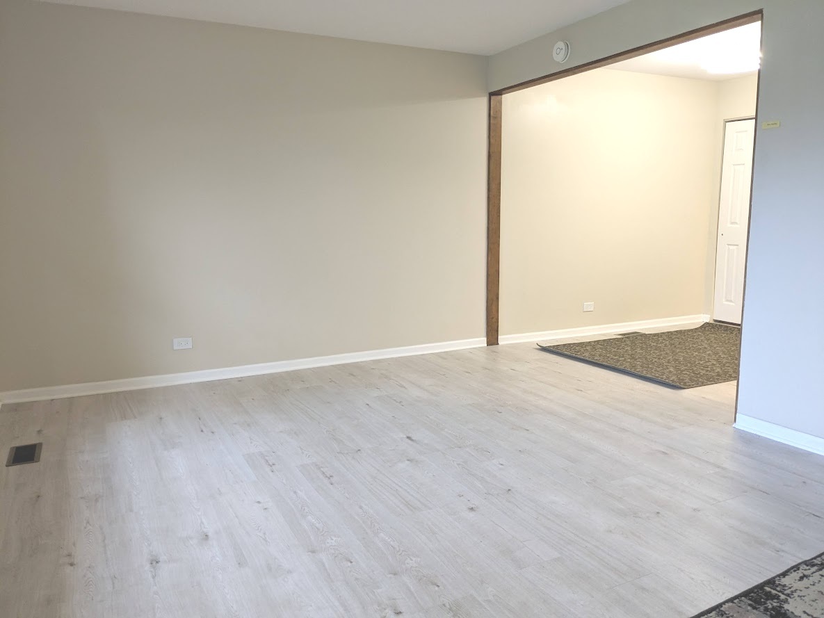 1313 Kingsbury Drive