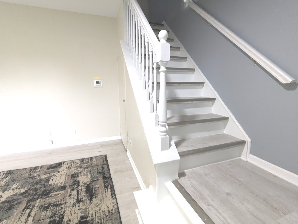 1313 Kingsbury Drive