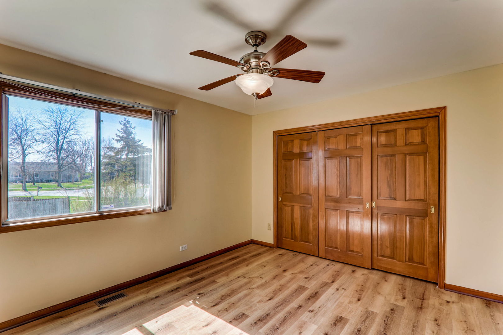 400 E Chippendale Drive