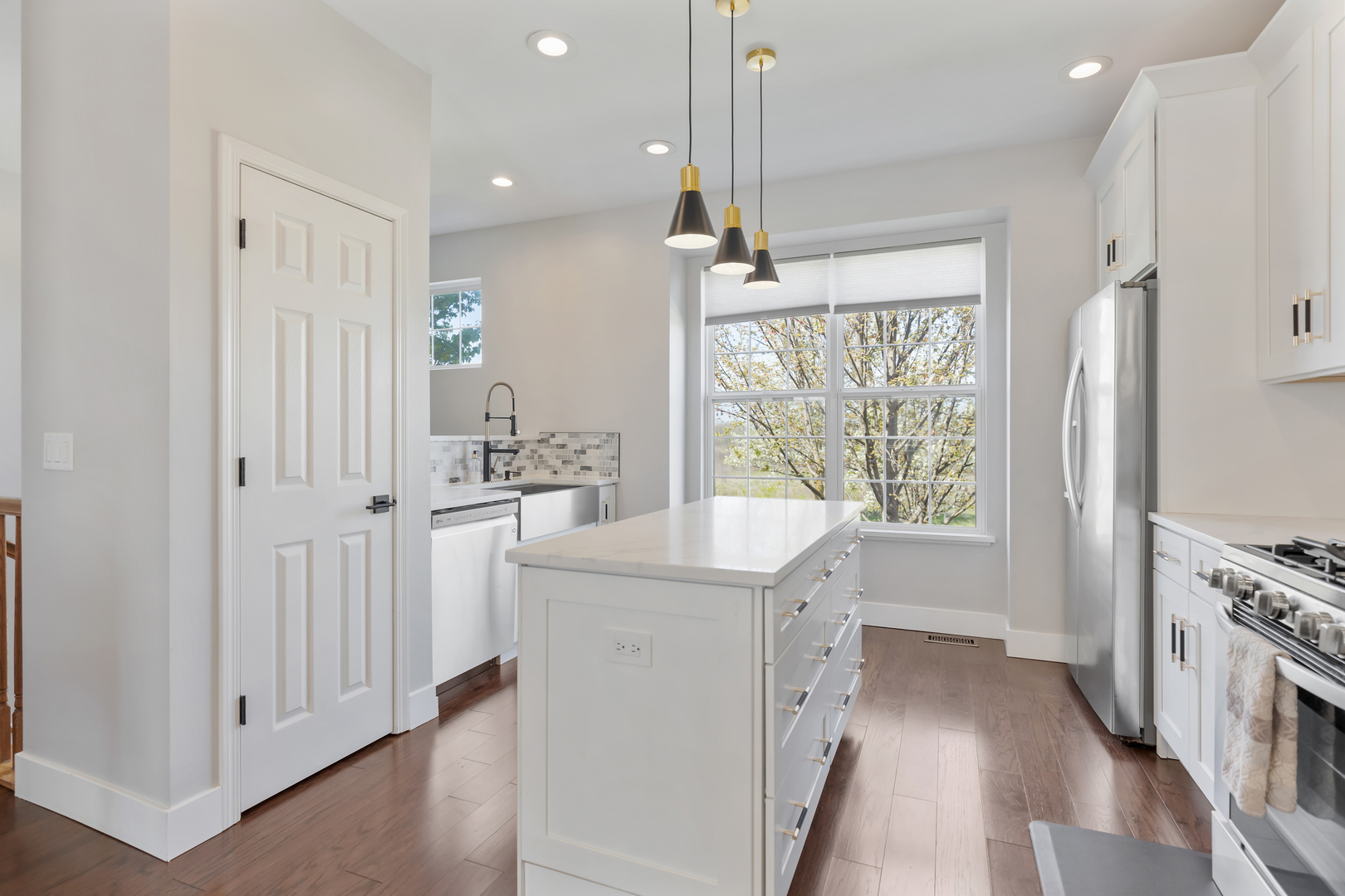 239 JACKSON Street Unit: 239