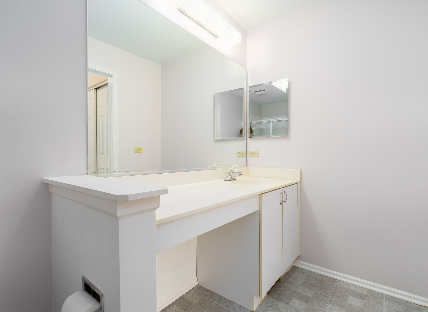 446 Cromwell Circle Unit: 1