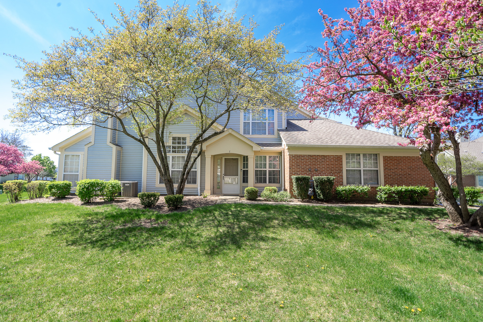 446 Cromwell Circle Unit: 1