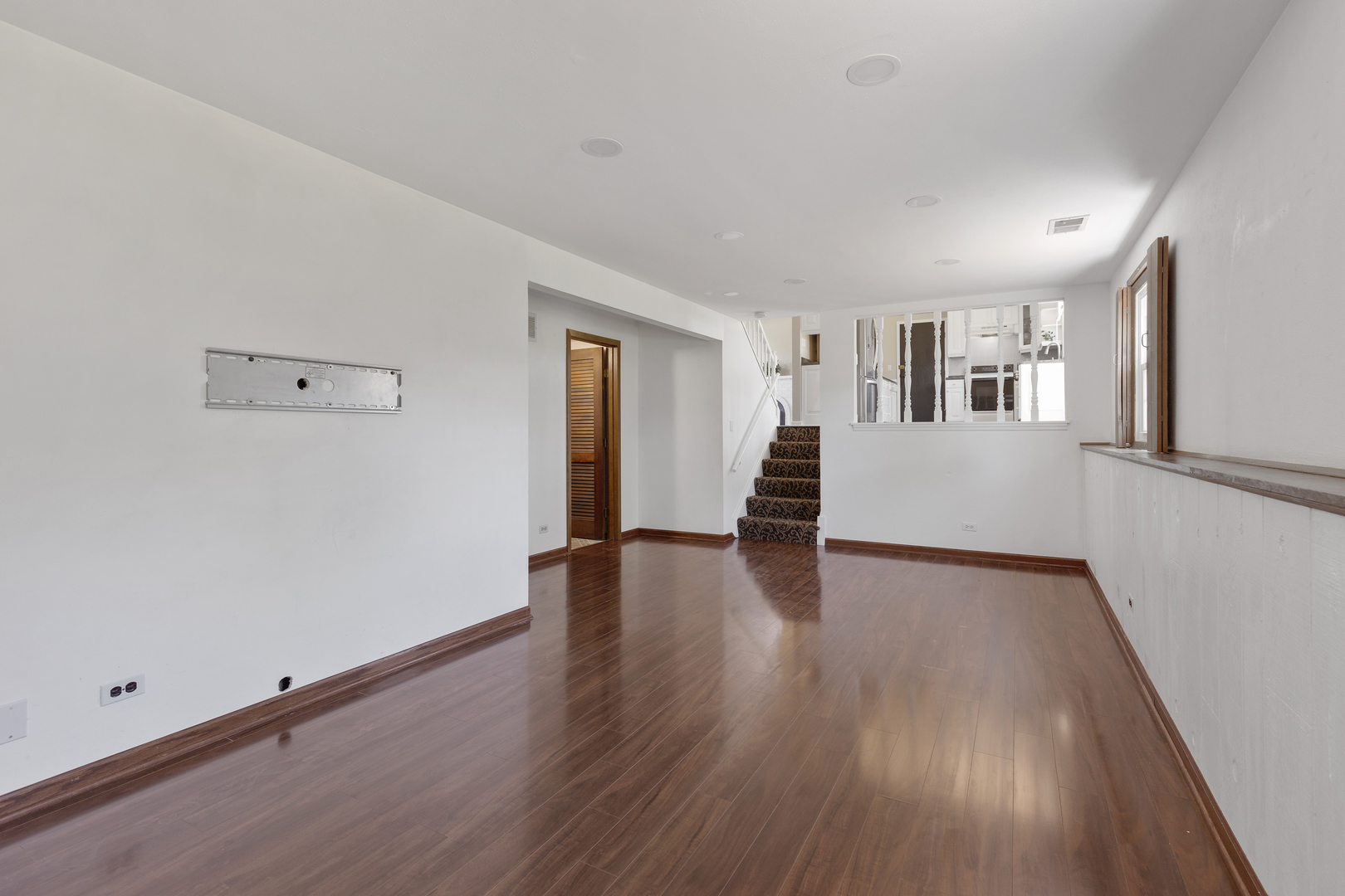 1403 CHALFONT Drive