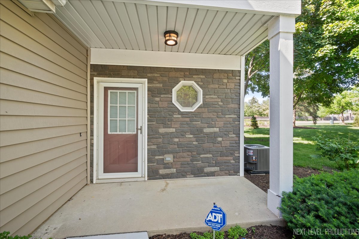1152 Regency Drive